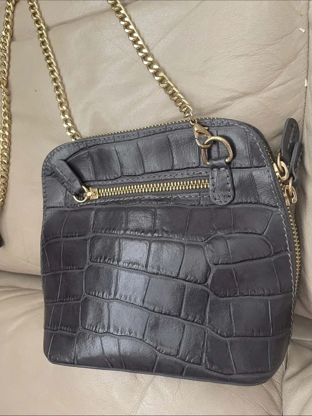 Pratesi Firenze Croc-Embossed Crossbody Bag in Blue with Gold Chain